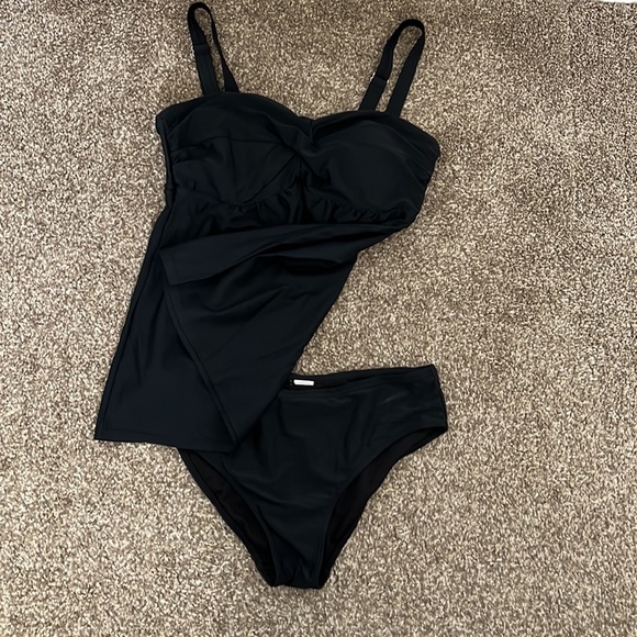 Black Tankini with matching bikini bottoms. - Picture 2 of 2